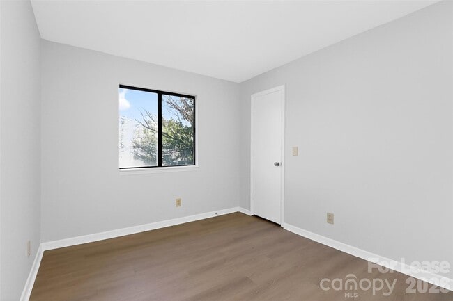 Building Photo - 11029 Harrowfield Rd