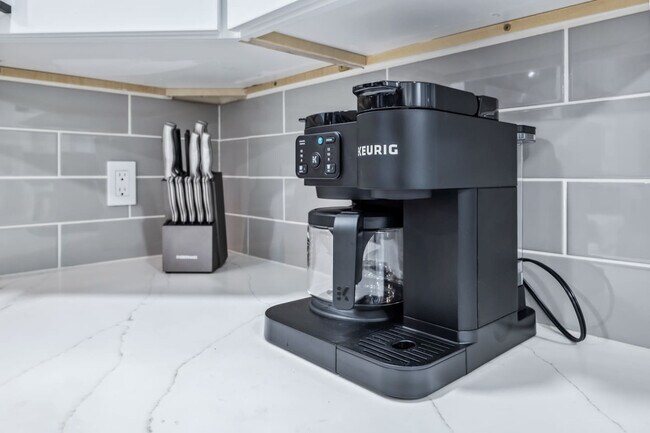 Building Photo - 131 Mescal Loop