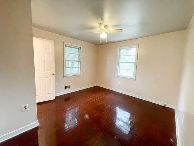 Building Photo - 331 Woodberry Rd
