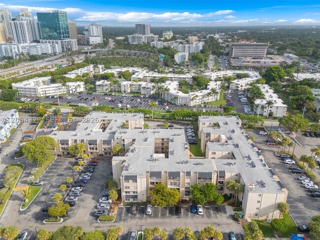 Building Photo - 7745 SW 86th St