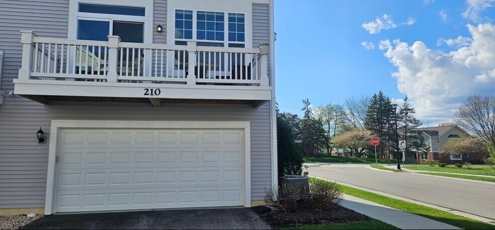 Building Photo - 210 Timberleaf Cir