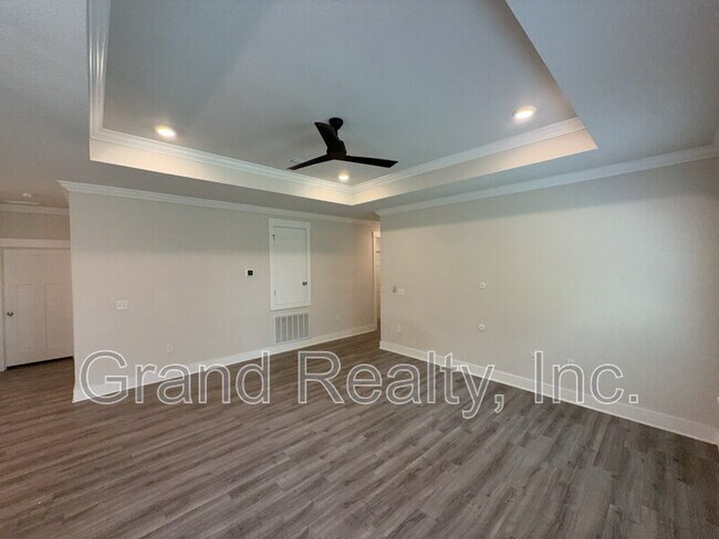 Building Photo - 10035 Tuscan Ct