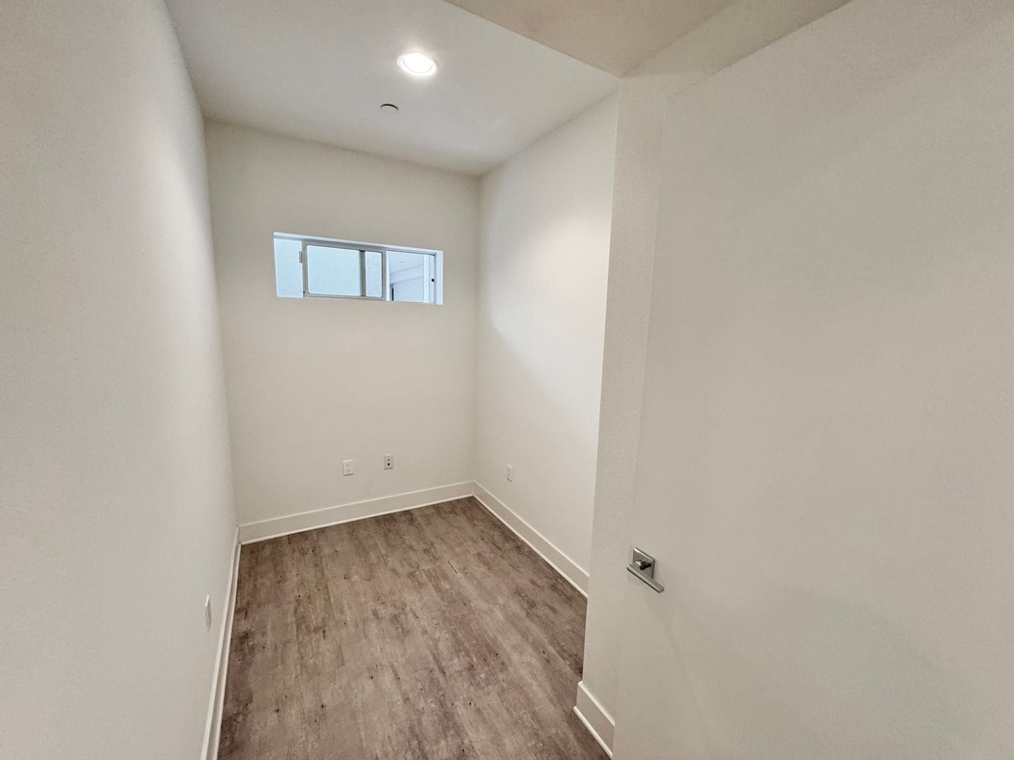 Building Photo - 11929 Courtleigh Dr