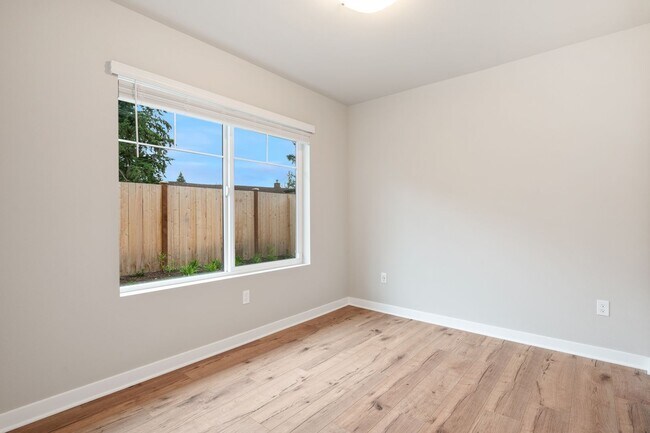 Building Photo - NEW CONSTRUCTION - 4 Bed | 3.5 Bathroom | ...