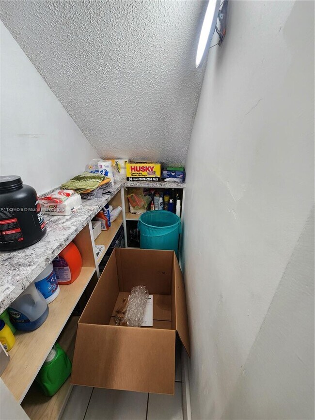 Building Photo - 15250 SW 80th St