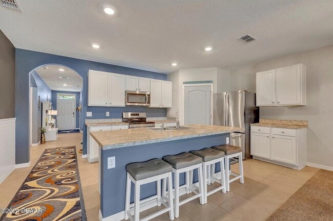 Building Photo - 136 Old Mill Pond Rd