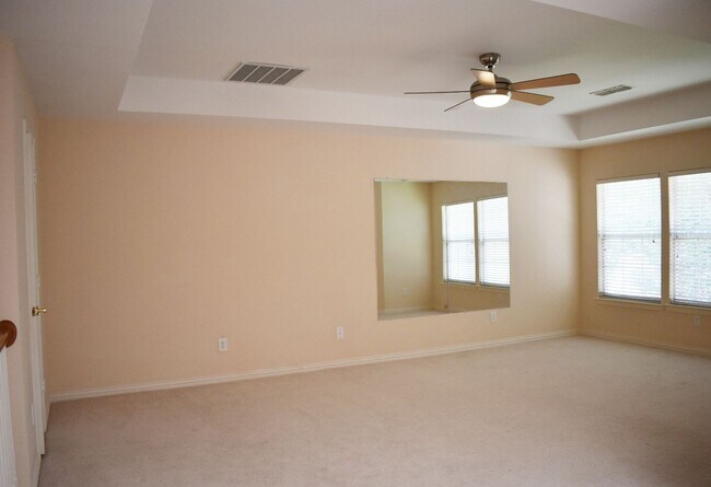 Building Photo - House For Lease in Plano