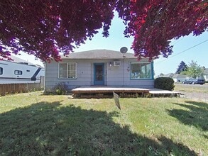 Building Photo - 3 Bedroom House ~ Albany ~ Pet Friendly