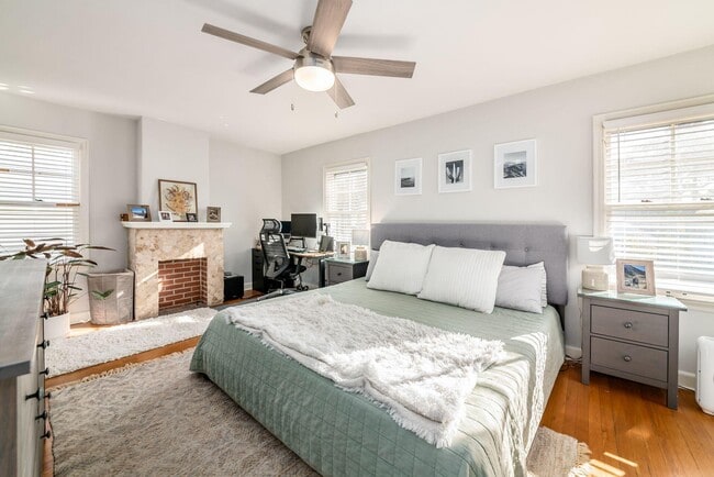 Building Photo - 190 E Dominion Blvd