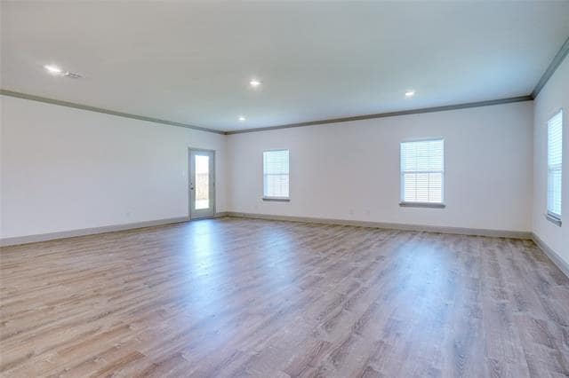 Building Photo - 219 Community Dr