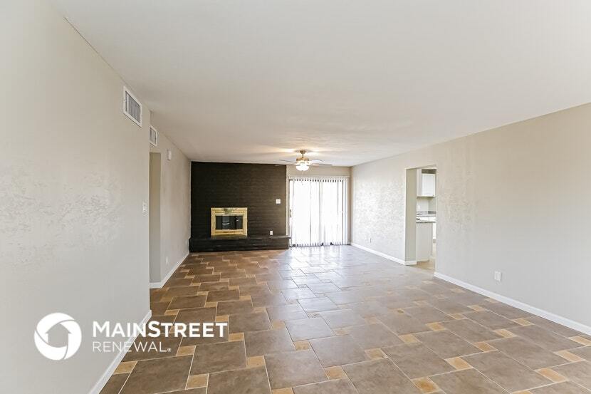 Building Photo - 8420 N 38th Dr