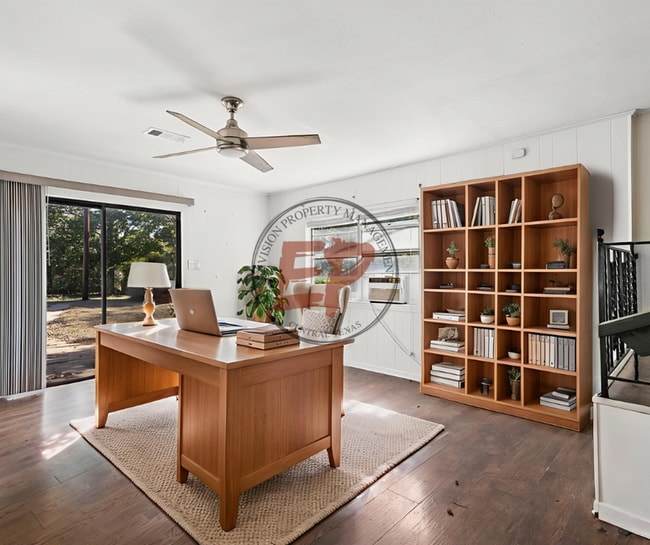 Building Photo - 618 Adams Ave