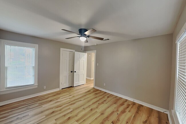 Building Photo - Completely Remodeled Charm with a Huge Backyard & Bonus Room!