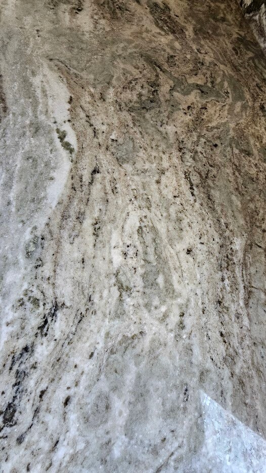 Granite Countertops - 5474 Terrace Ave