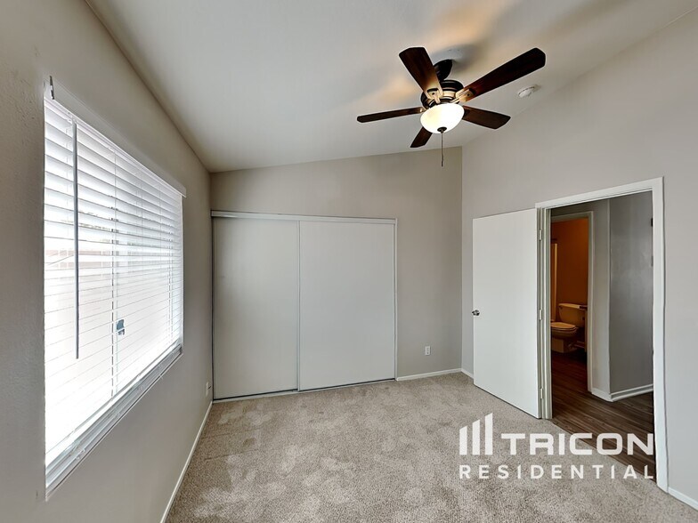 Building Photo - 6375 Cranberry Ln