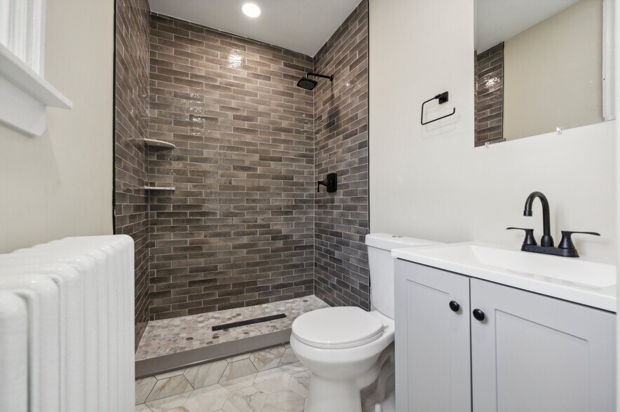 Building Photo - 2548 N 27th St
