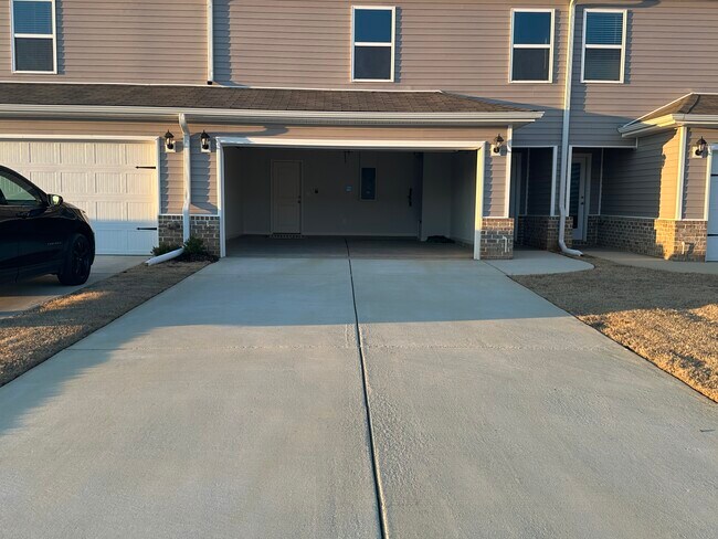 Building Photo - 21422 Scuttle St