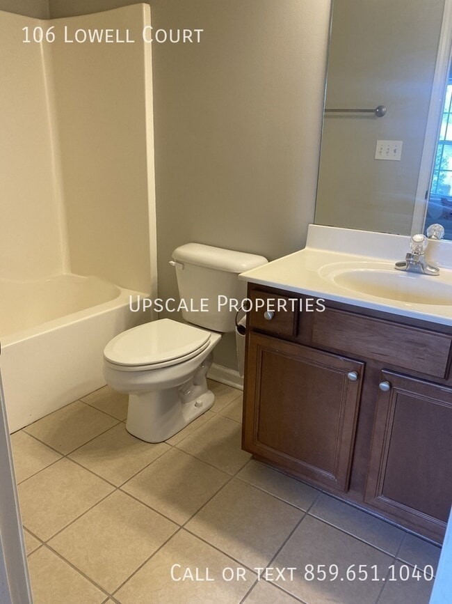 Building Photo - 106 Lowell Ct