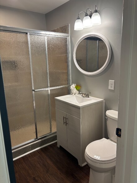 Building Photo - 1205 Crabtree Blvd