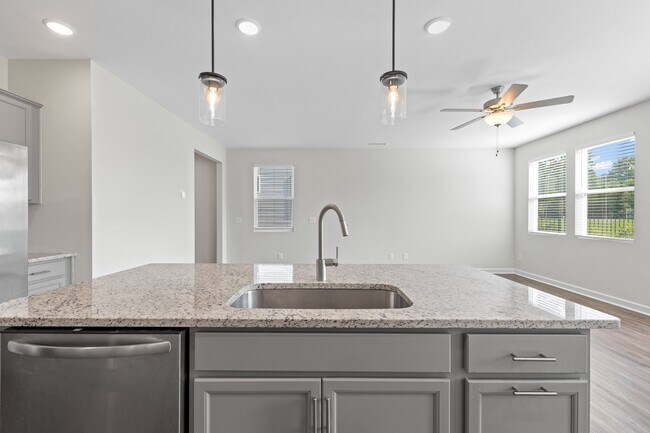 Building Photo - 35 Village Edge Dr