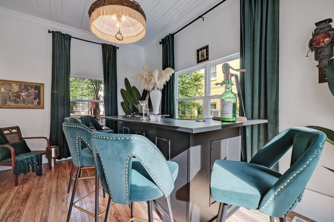 Building Photo - 20 M L King Ave