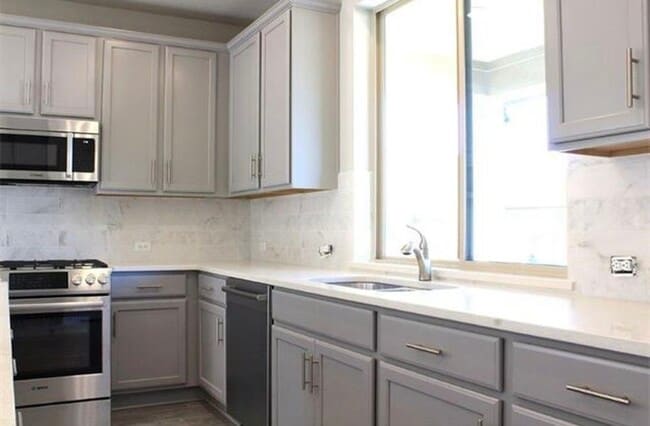 Building Photo - 224 Cherokee Rose Cir