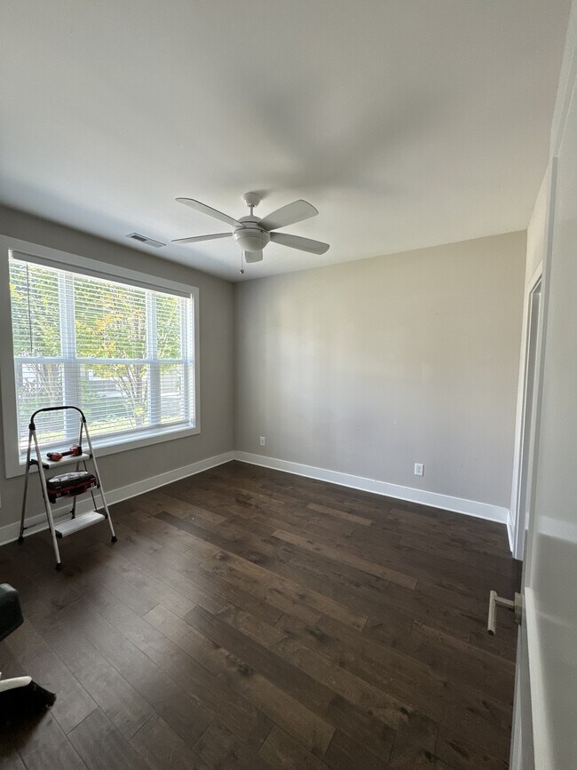 Bedroom 1 - 532 Vernon Cir
