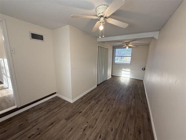 Building Photo - Charming 4-Bed Home — Freshly Rehabbed AVAILABLE NOW!