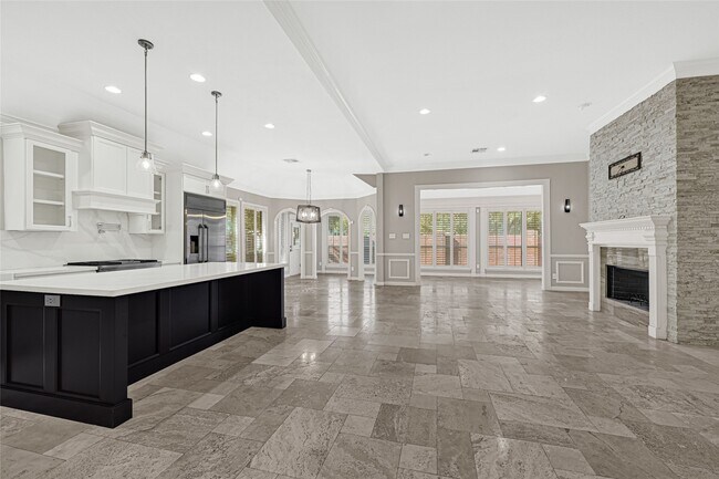 Building Photo - 6403 Parkriver Crossing