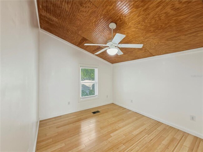 Building Photo - 211 E 131st Ave