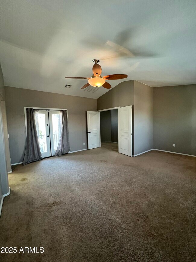 Building Photo - 14711 W Riviera Dr
