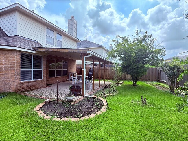 Building Photo - 13907 Normandy Ct