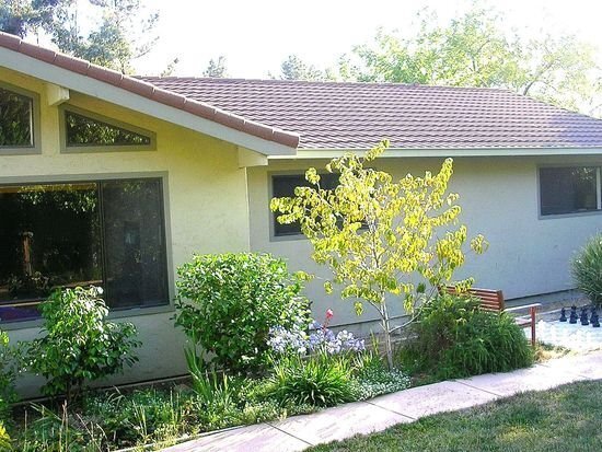 Building Photo - Great Three Bedroom House Carmel Valley