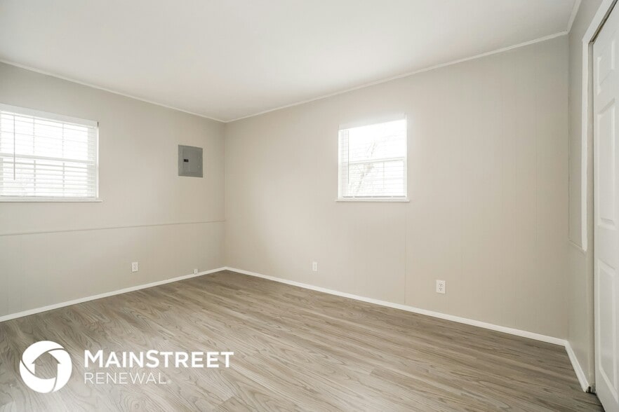 Building Photo - 174 Lincolnshire Rd