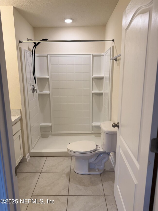Building Photo - 575 Oakleaf Plantation Pkwy