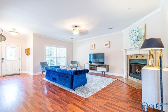 Building Photo - 111 Golden Rod Ln