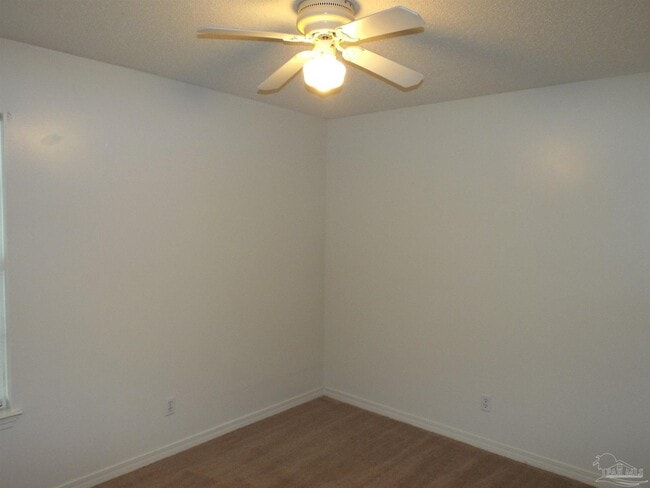 Building Photo - 7033 Weatherwood Dr