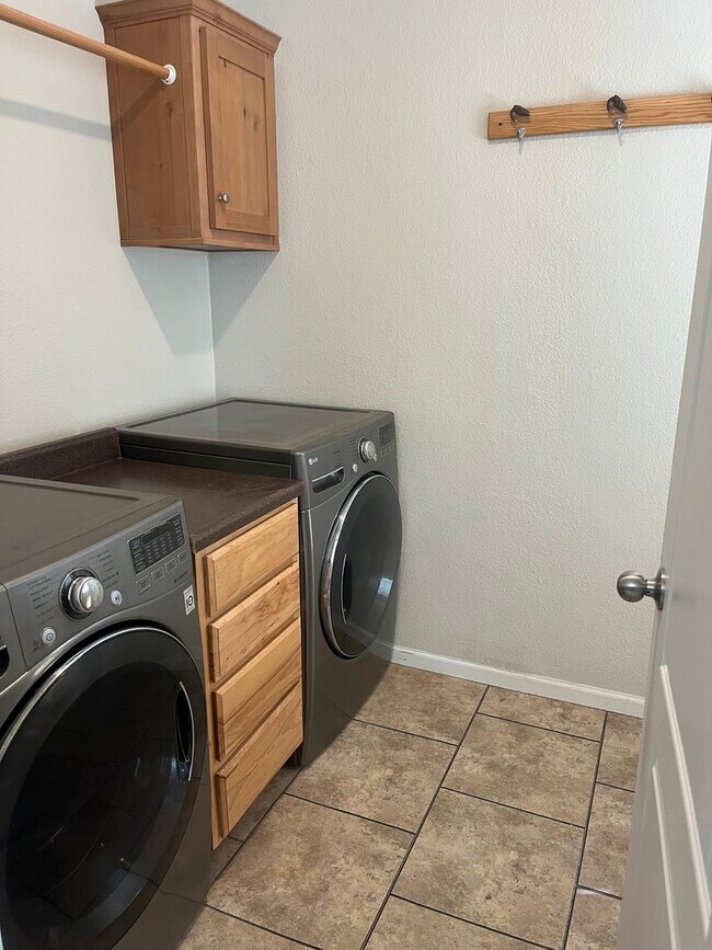 Building Photo - Nice Manufactured Home