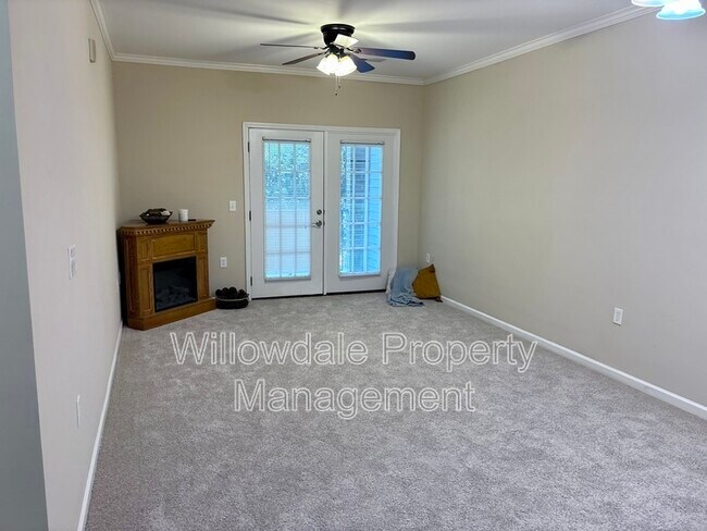 Building Photo - 2621 Oldgate Dr