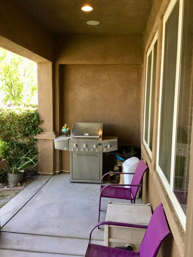 Building Photo - 82775 Burnette Dr