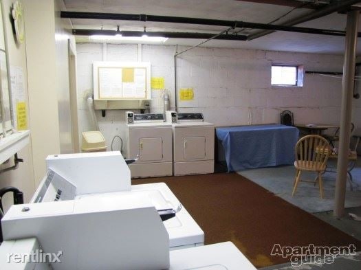 Building Photo - 22 Kenyon St