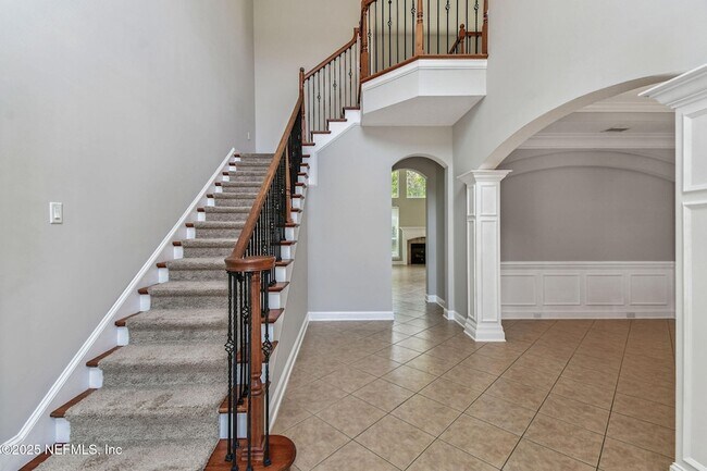 Building Photo - 263 Stonewell Dr