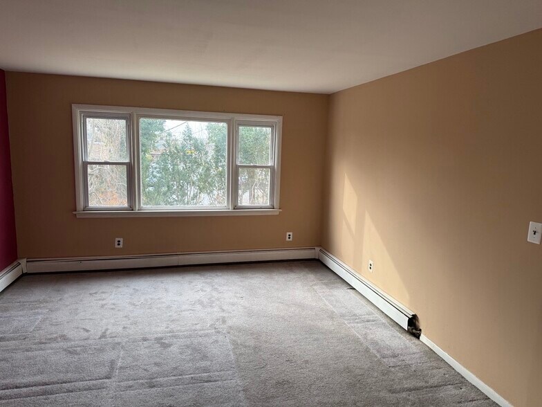 Building Photo - 139 Lincoln Hwy