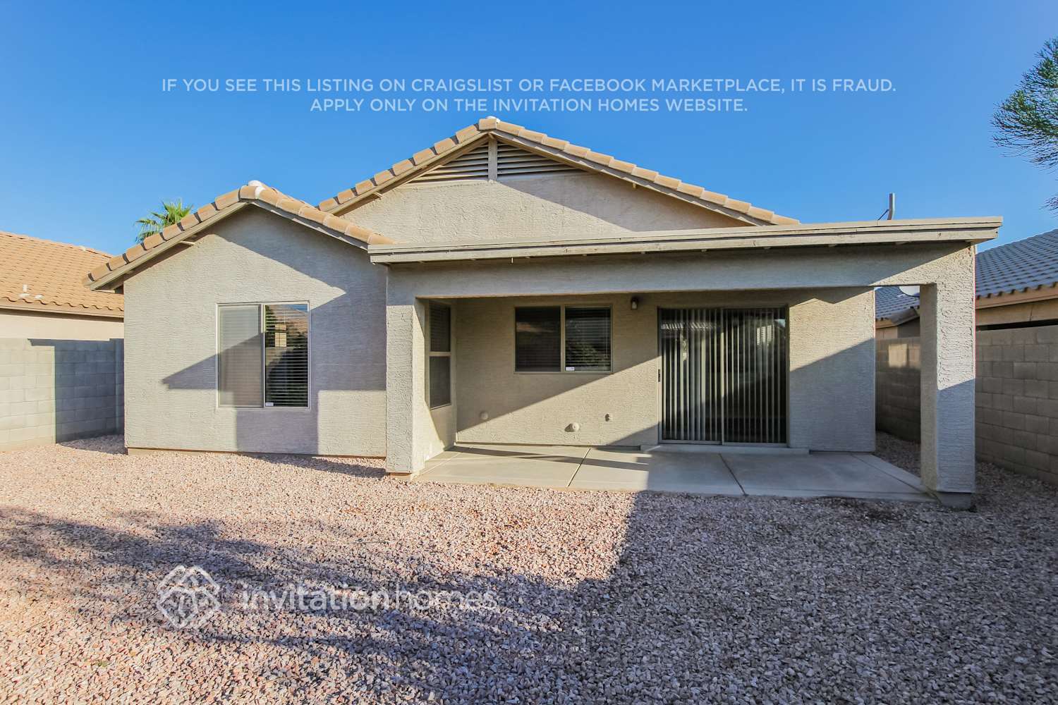 Building Photo - 16215 Los Coyotes St