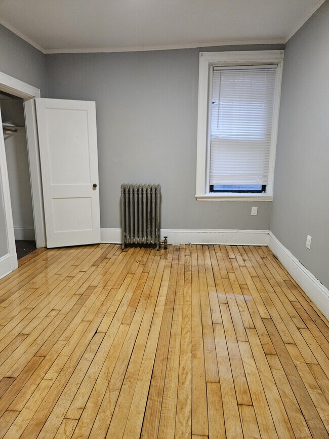 Building Photo - 59 Brighton Ave