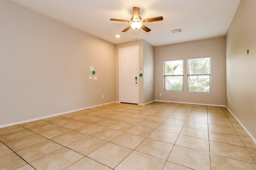 Building Photo - 6326 W Harwell Rd