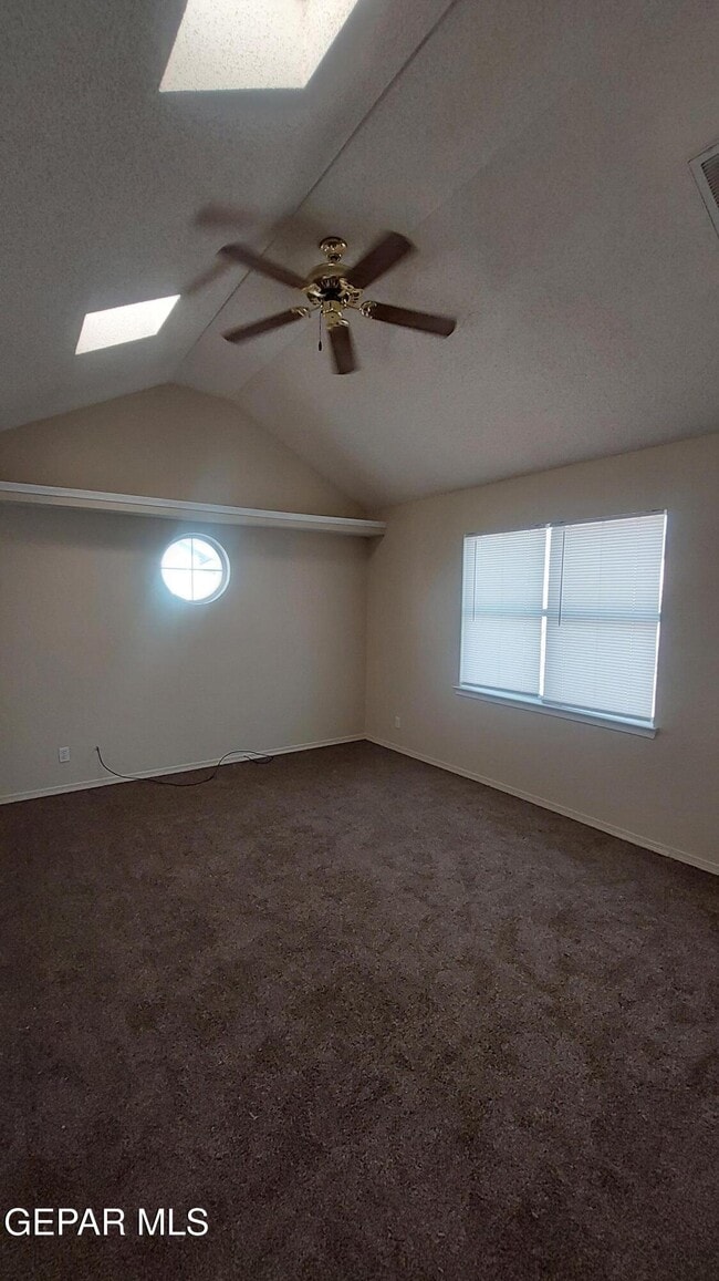 Building Photo - 7744 Luz De Camino Way