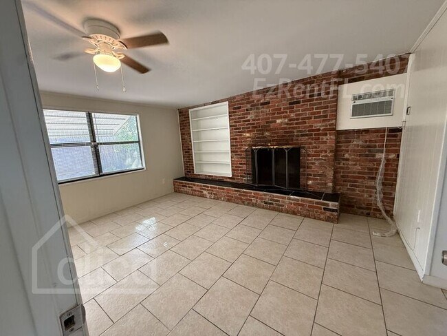 Building Photo - 6240 Bolling Dr