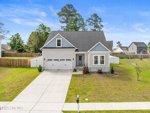 Building Photo - 151 Broadleaf Dr