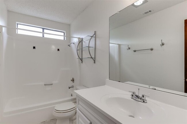 Building Photo - 10401 Wagon Gap Dr